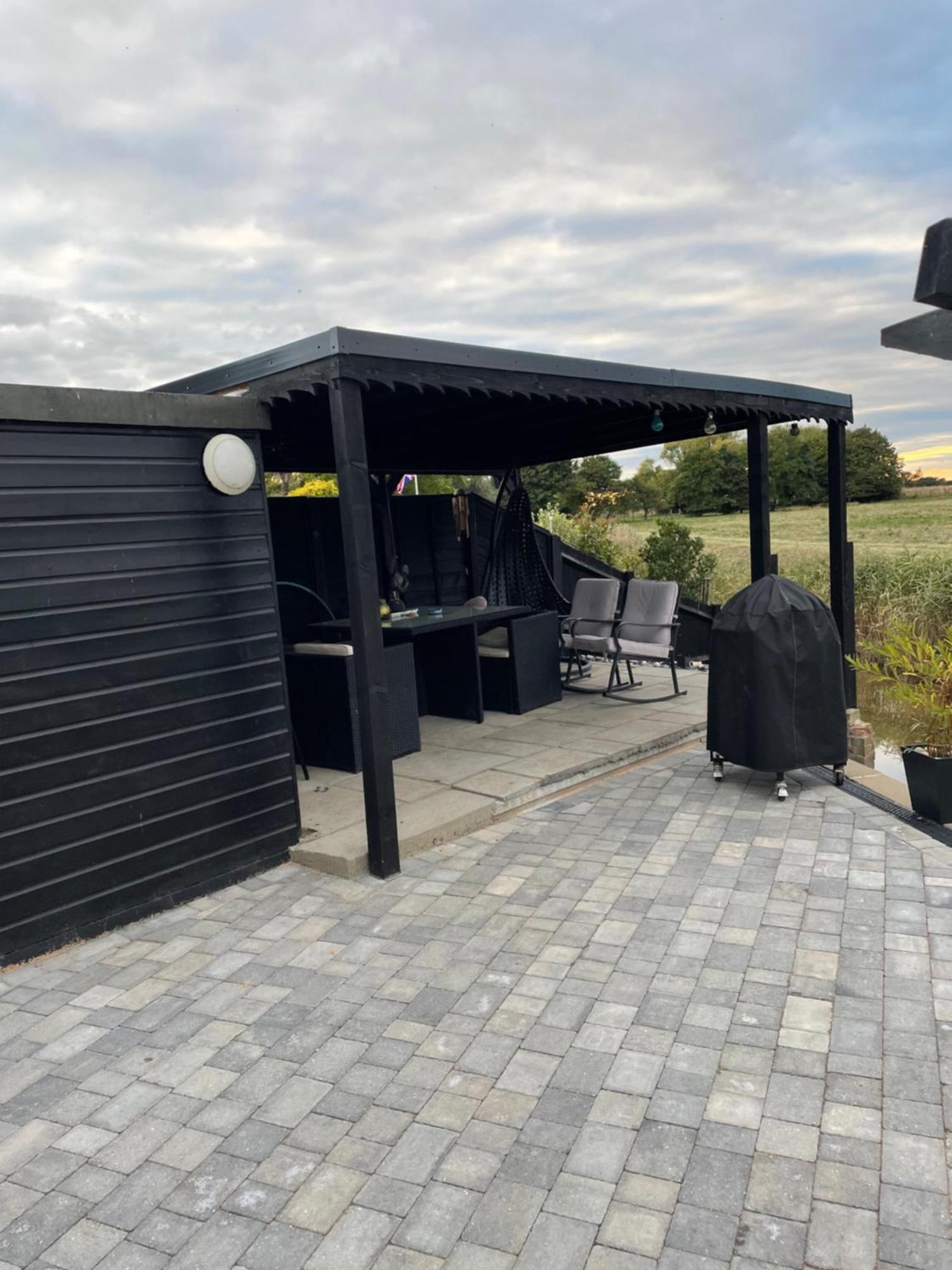 Waterside Guesthouse Димчърч Екстериор снимка