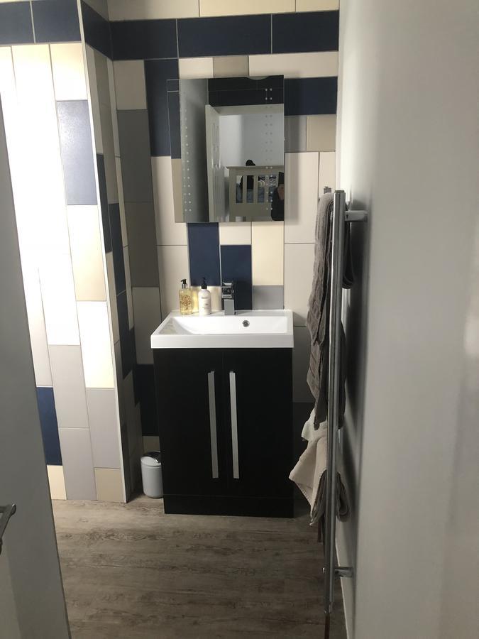 Waterside Guesthouse Димчърч Екстериор снимка